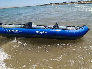 canoa gonfiabile 