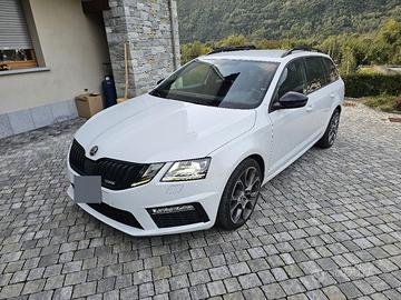 Skoda Octavia VRS 2.0 TDI 184cv 4x4 DSG 