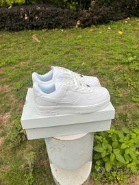 Nike Air Force 1 n.37.5 Nuove !!