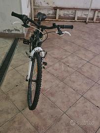  bicicletta btwin