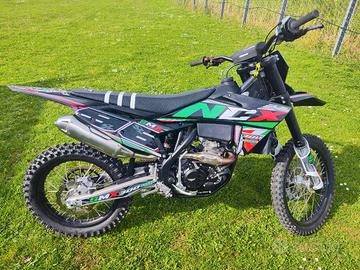 NCX 300 raffreddata a liquido Nuova 0 Ore