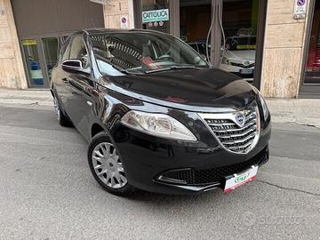 Lancia Ypsilon 1.2 69 CV 5 porte Elefantino