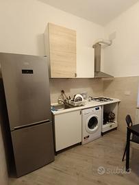 Stanza matrimoniale per uso doppio disponibile