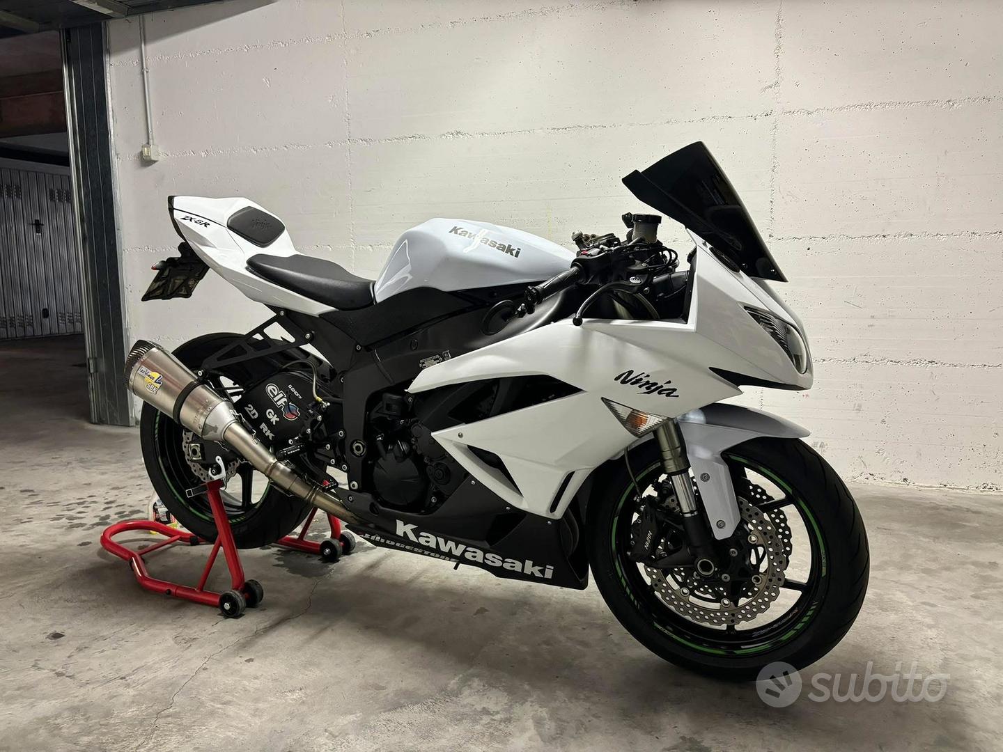 ち Subito - Mundimoto Milano - KAWASAKI ZX 6R NINJA - 2011 - Moto e