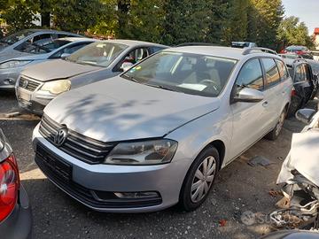 VOLKSWAGEN PASSAT 2013