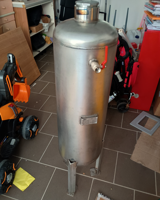 Serbatoio a pressione verticale 50 litri, 11 bar