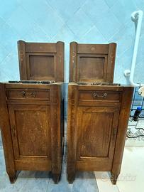 Coppia di comodini in legno con piano in marmo