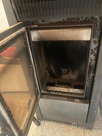 stufa a pallet da sistemare 