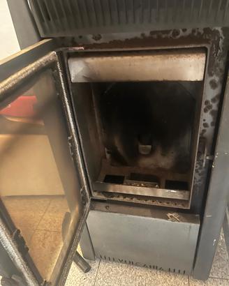 stufa a pallet da sistemare 