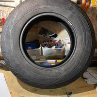 Gomme 215 75 r16C per camper e furgone