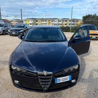 Alfa Romeo 159 1.9 JTD PELLE/Navi/ 1.999€