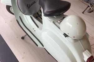 Piaggio Vespa 50 v5a sportellino