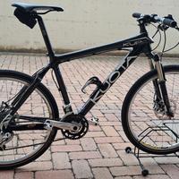 Mountain bike KUOTA KOM 26