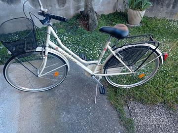 Bicicletta da donna Atala