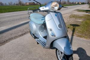 vespa 125 lx  