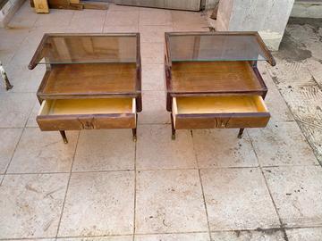 comodini in ciliegio