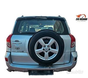 RICAMBI PER TOYOTA RAV4 III 2.2 TDi 136 cv 2010