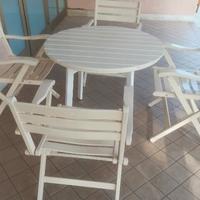 Tavolo per esterno e 4 sedie