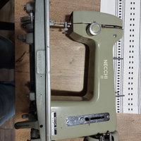 Macchina da cucire NECCHI