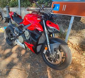 Ducati street fighter 