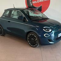 FIAT 500e 42kWh La Prima Unicoprop. 320km di Aut