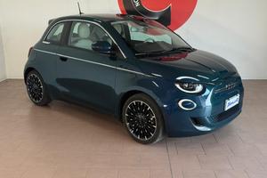 FIAT 500e 42kWh La Prima Unicoprop. 320km di Aut