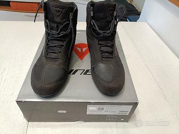 scarpe moto dainese