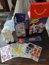 Astronauta con adesivi Crayola 