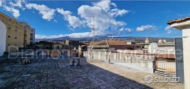 Casa indipendente 280mq a Giarre centro