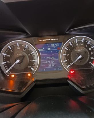 Honda Forza 350