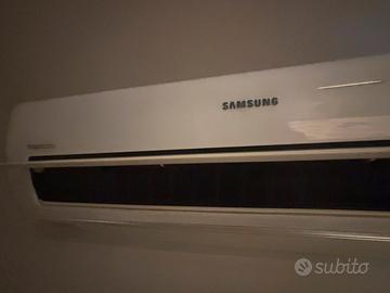 Condizionatore Samsung 9000 btu inverter completo
