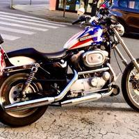 Harley Davidson 883 , anno 1999 , Custom Sportster