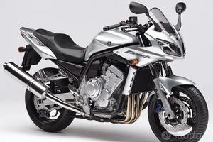 YAMAHA FAZER 1000 RICAMBI
