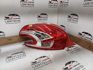 Faro fanale stop posteriore sx 2012 peugeot 208 be