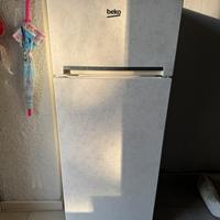Frigorifero  Beko libera instalazione doppia porta