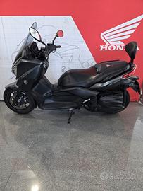 Yamaha X-Max 400