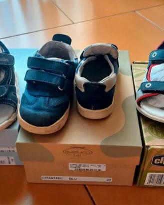 Sandali e scarpe primi passi. Come nuove.