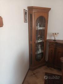 Vetrinetta angolare
