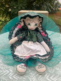 Bambola Vintage in Stoffa Fatta a Mano Stile Holly