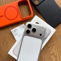 IPhone 17 pro silver 256gb