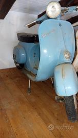 Vespa 50 del 1972 con libretto a paginette origina