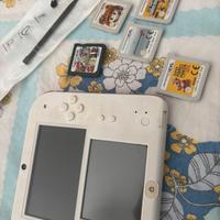 Nintendo 2DS come nuova 4 giochi 1R4 e 2 pennini