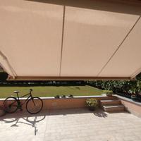 Tenda parasole motorizzara