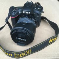 nikon D600 con obiettivo tamron 18-300