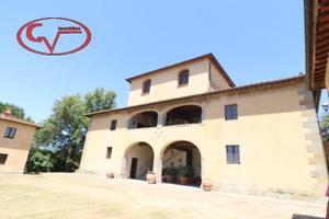 Villa di 850 m² con più di 5 locali e box auto dop