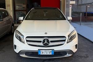 Mercedes-Benz Gla 220 4 Matic Automatic Premiun