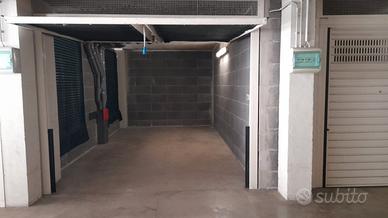 Garage auto Firenze via Orcagna (16,5 mq)