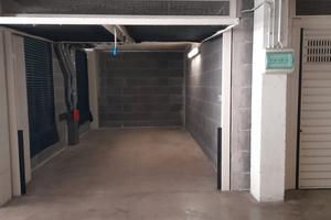 Garage auto Firenze via Orcagna (16,5 mq)