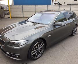 BMW 525 XDrive Touring Luxury