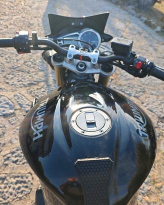 Moto Triumph street triple 